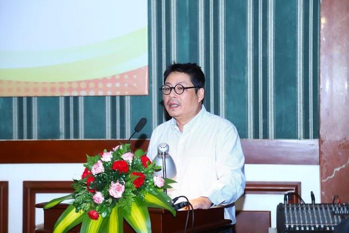 PGS-TS Phạm Xuân Thạch, Trưởng khoa Văn học, trường ĐHKHXH&amp;NV (Đại học Quốc gia Hà Nội). Ảnh: Đình Trung