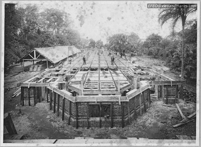 Bảo tàng Louis Finot, thời kỳ đang thi công cũng trên khu nhượng địa xưa