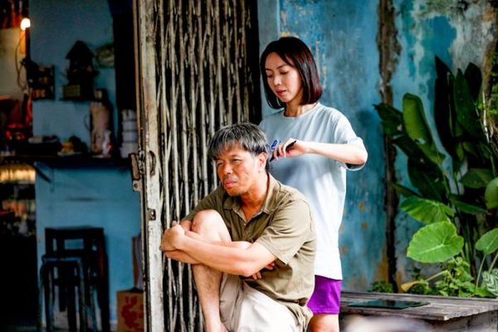 Cảnh trong phim "Con nhót mót chồng" của đạo diễn Vũ Ngọc Đãng.