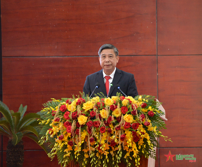  Đồng chí Đồng Văn Thanh, Chủ tịch Ủy ban nhân dân tỉnh Hậu Giang phát biểu tại hội nghị.