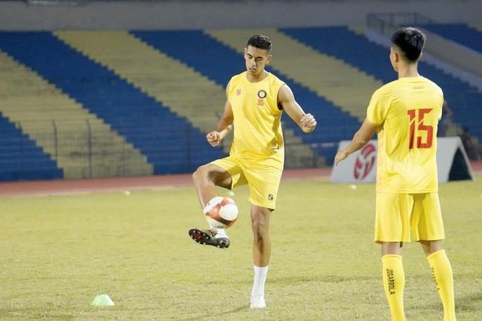 Gustavo nghỉ thi đấu ở vòng 6 V-Leaguedo nhận đủ thẻ phạt (Ảnh: CLB Thanh Hóa)