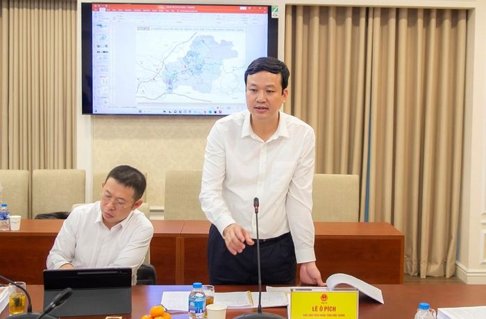 Ông Lê Ô Pích, Phó Chủ tịch UBND tỉnh Bắc Giang tiếp thu các ý kiến đóng góp của Hội đồng thẩm định.