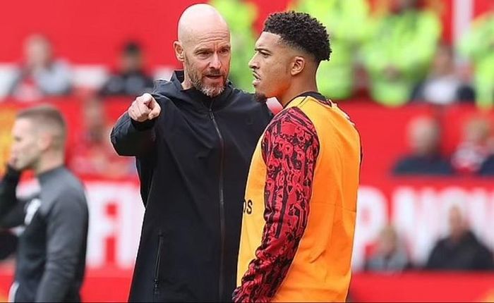 Jadon Sancho, người chỉ chơi ba lần trong mùa giải này do bất hòa với Ten Hag cũng sẽ bị rời đi