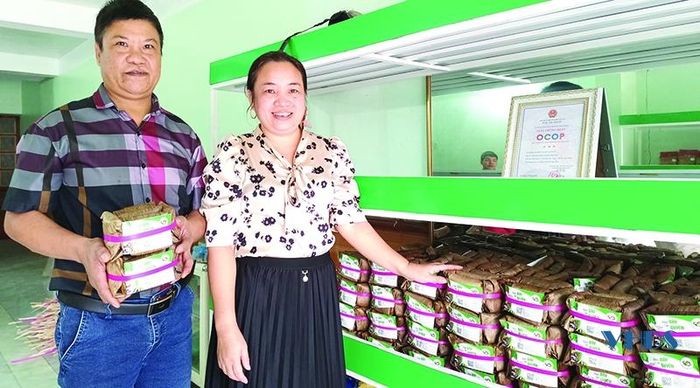 Sản lượng bánh gai của cơ sở Bảy Quyên thường gấp 2, 3 thậm chí 5 lần vào dịp tết.