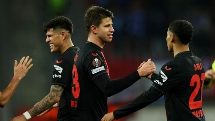 Leverkusen giữ vững mạch bất bại của mình tại Europa League.