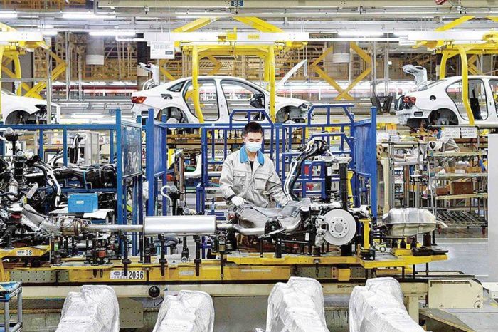 Nhiều ngành sản xuất của Trung Quốc đang tiến dần đến vị thế dẫn đầu thế giới.