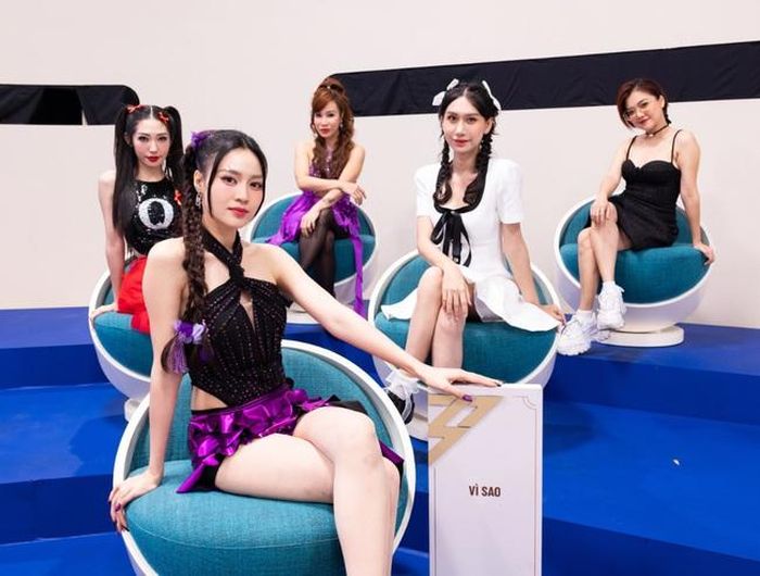 Đội hình lung linh của team Vì sao
