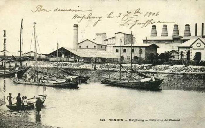 Nhà máy Xi măng