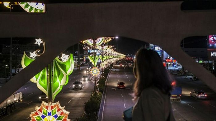  4. San Fernando, Philippines: Là nơi tổ chức Lễ hội đèn lồng khổng lồ, thành phố này là xứ sở thần tiên với những hình ảnh lung linh vào dịp Giáng sinh. 