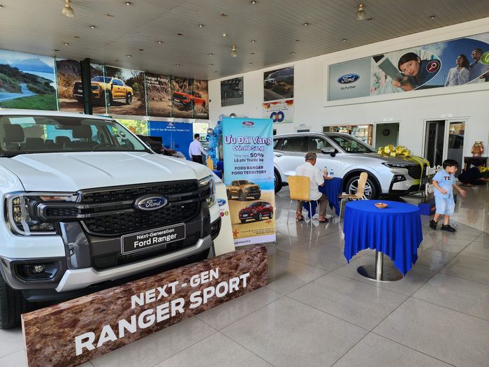  Một số mẫu xe của Ford đang có mức ưu đãi lên tới hàng trăm triệu đồng. Ảnh: ĐỨC TRUNG 