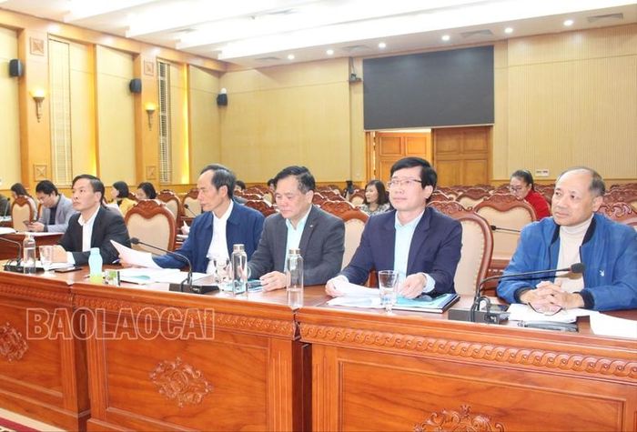  Các đại biểu dự hội nghị. 