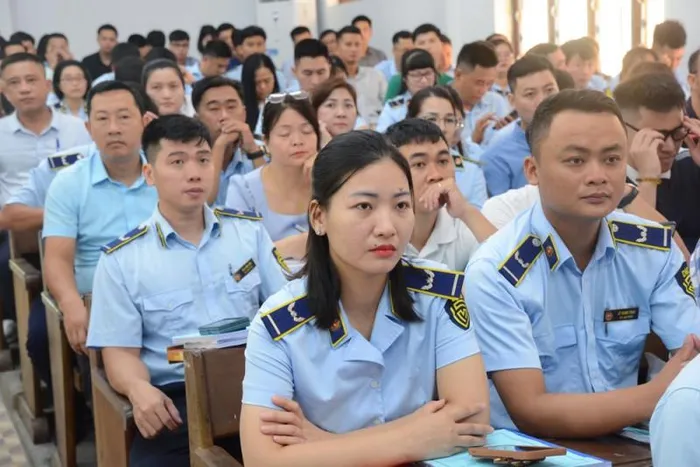 Kỷ luật, kỷ cương hành chính, đạo đức công vụ đối với công chức, người lao động tại các cơ quan, đơn vị là yếu tố quan trọng, tiên quyết để nâng cao hiệu quả hoạt động