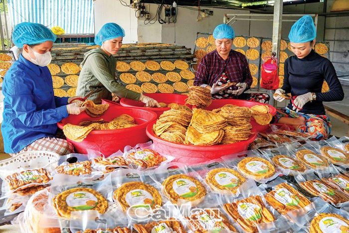 Cơ sở chuối khô Hai Bảo đẩy mạnh sản xuất phục vụ thị trường Tết.
