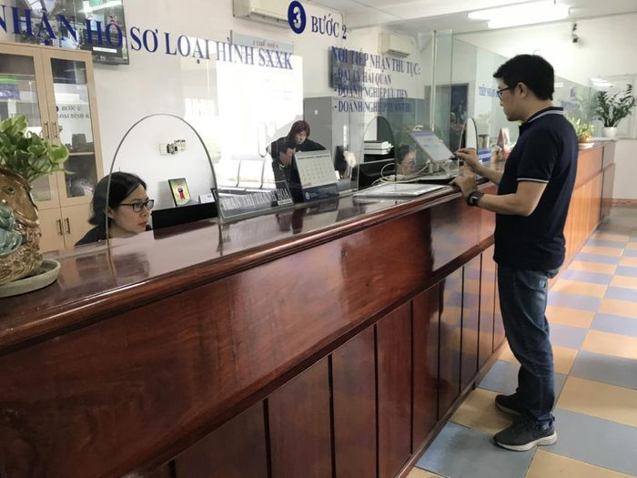 Chuyển đổi số đi cùng với cải cách hành chính đang được đẩy mạnh ở các cơ quan thuộc tỉnh Bình Dương.