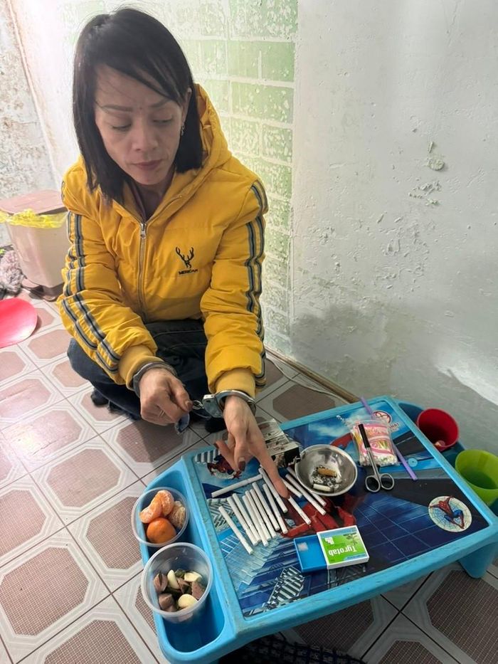 Đối tượng Nguyễn Thị Bích Ngọc cùng số ma túy và tang vật có liên quan