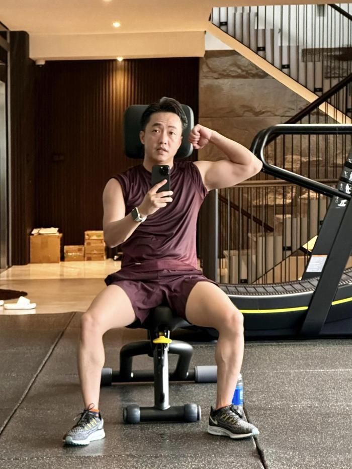 Thân hình vạm vỡ của Cường Đô La từng gây "chấn động" cõi mạng