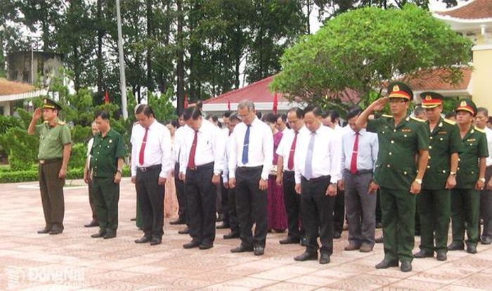 Quang cảnh lễ viếng