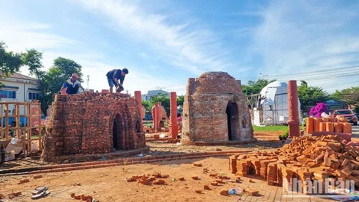 Những chiếc lò nung được xây dựng trong công viên. 