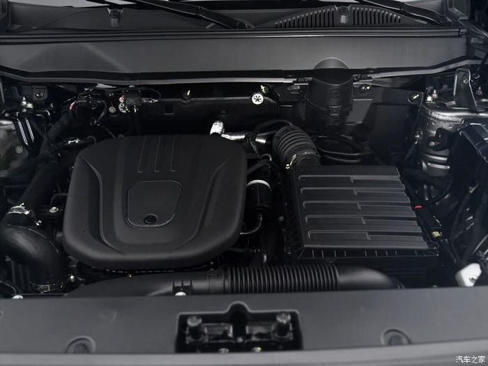 Về khả năng vận hành, Haval Raptor được trang bị động cơ PHEV 1.5 lít tăng áp cho tổng công suất 372 mã lực và mô-men xoắn 750 Nm. Đi kèm với đó là cụm pin 19,09 kWh cho phạm vi di chuyển thuần điện đạt 102 km.