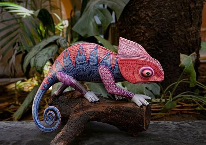 Một số sản phẩm Alebrijes đặc sắc. Ảnh tư liệu: Trương Phi Hùng-PV TTXVN tại Mexico