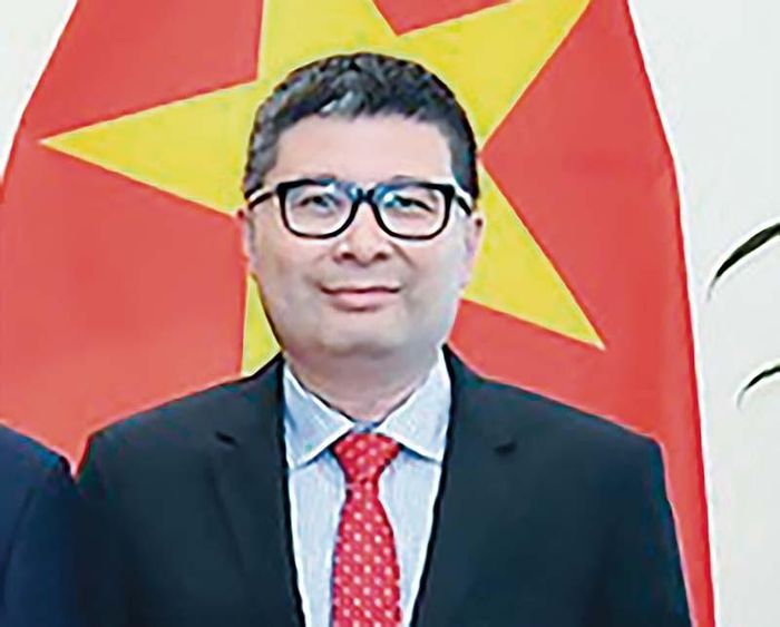 Cục trưởng Cục Lãnh sự, Bộ Ngoại giao Doãn Hoàng Minh.
