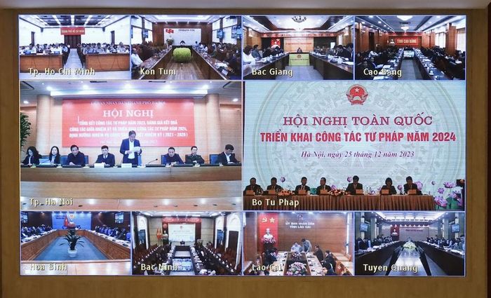 Hội nghị được kết nối trực tuyến tới các điểm cầu địa phương.