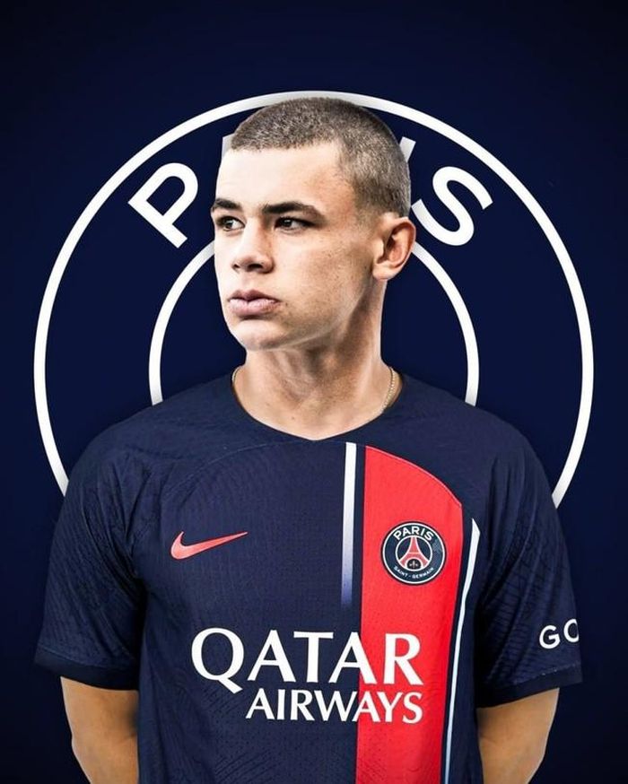 PSG chiêu mộ "thần đồng" Gabriel Moscardo