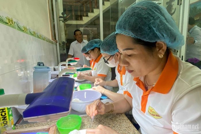 Yến Sào Năm Công được công nhận sản phẩm OCOP 3 sao (Ảnh: Diễm Phúc).
