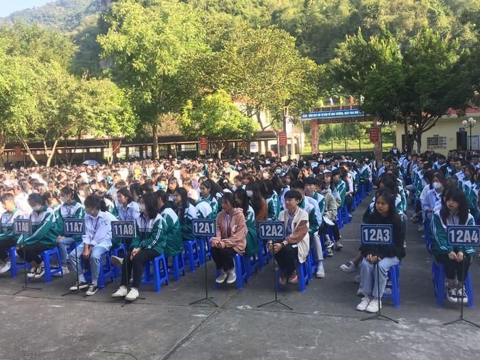 Chi cục Dân số tỉnh Lạng Sơn tổ chức Chương trình sức khỏe sinh sản vị thành niên tại trường THPT tại địa phương