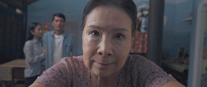 NSND Kim Xuân trong vai bà Nga