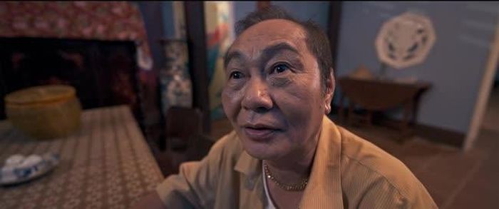 Đào Anh Tuấn trong vai ông Mạnh, chủ lò mổ