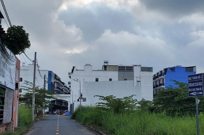 không có dự án nhà ở có tên gọi dự án nhà phố Thành Đô 1 –The Sol Residence trên địa bàn quận 12.