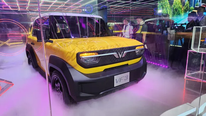 Mẫu xe mini eSUV VF 3 lần đầu đến với công chúng toàn cầu thông qua triển lãm CES 2024.