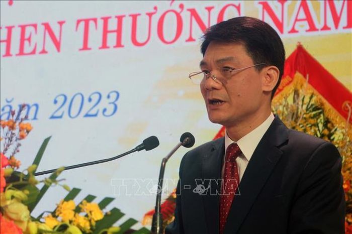 Ông Nguyễn Đức Toàn, Bí thư Thành ủy Phủ Lý, phát biểu tại buổi lễ.