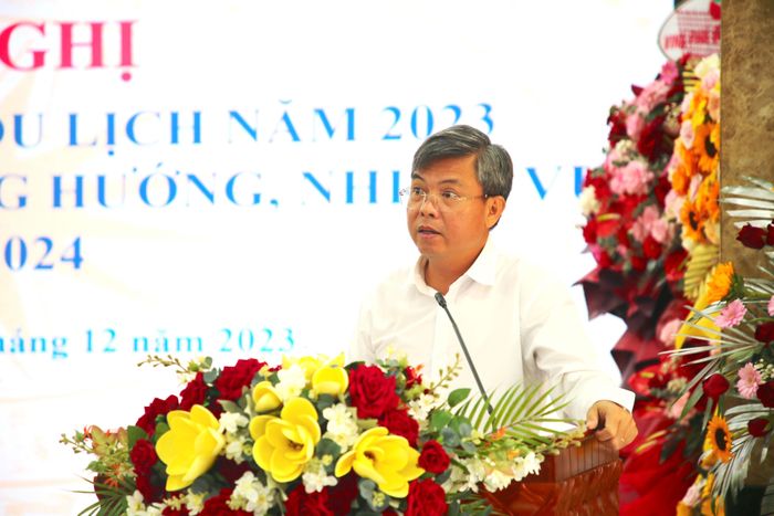 Phó Chủ tịch UBND tỉnh Kiên Giang phát biểu chỉ đạo tại hội nghị. Ảnh: Nhật Huy.