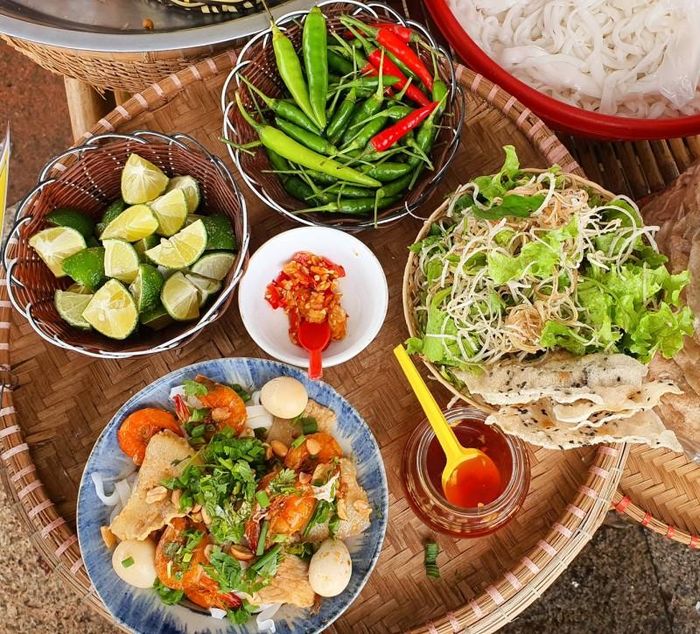 Mỳ Quảng là món ẩm thực tiêu biểu của người dân xứ Quảng