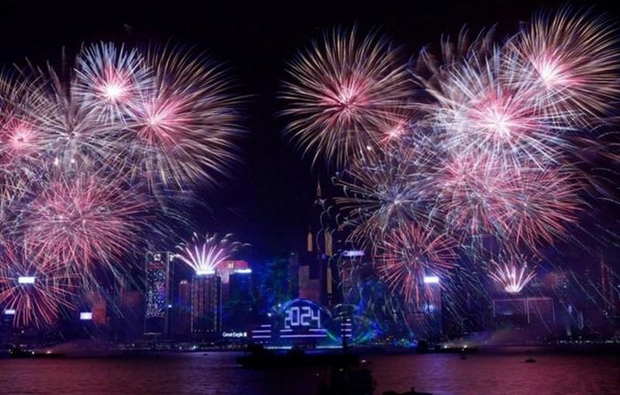Màn bắn pháo hoa tại Hong Kong, Trung Quốc. Ảnh: Sky News