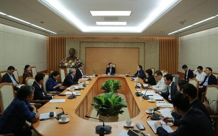 Phó Thủ tướng Trần Hồng Hà yêu cầu khẩn trương tháo gỡ khó khăn, vướng mắc trong xuất bản, phát hành sách giáo khoa tiếng dân tộc thiểu số - Ảnh:VGP/Minh Khôi