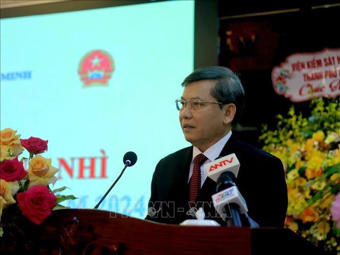 Viện trưởng Viện Kiểm sát nhân dân tối cao Lê Minh Trí phát biểu tại hội nghị.