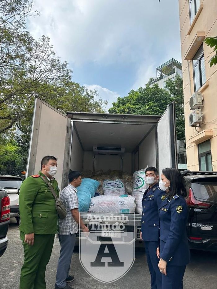 Toàn bộ số mỡ lợn này không rõ nguồn gốc xuất xứ