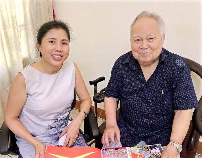 Nhà văn Hồ Phương và cháu gái - nữ họa sĩ Nguyễn Thu Thủy