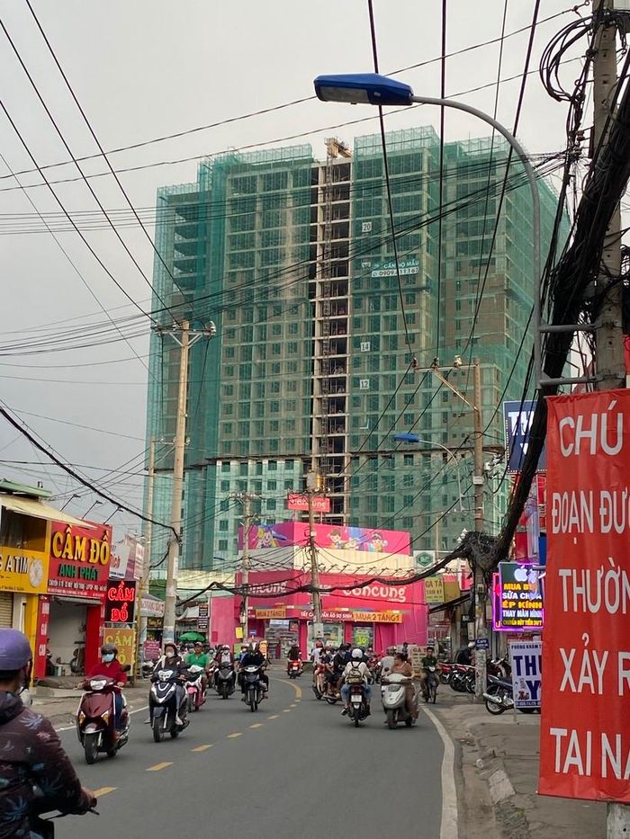 Một dự án căn hộ đang được xây dựng tại TP Thủ Đức, TPHCM. Ảnh: Lê Nam