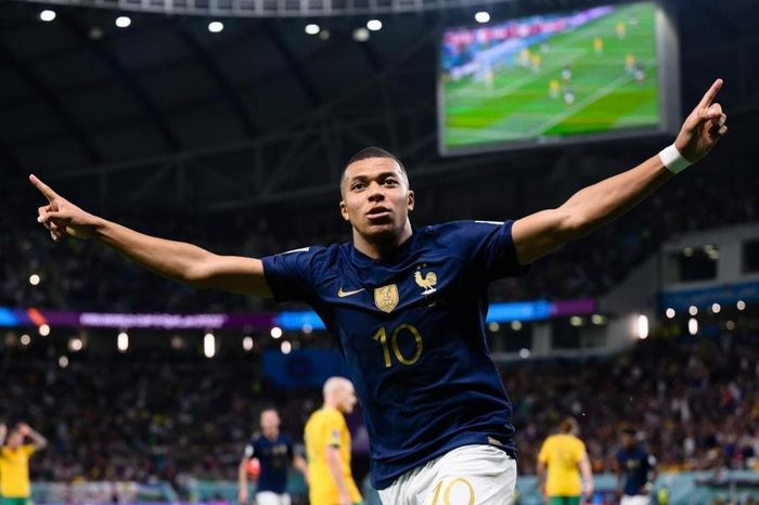 Truyền thông Pháp đưa tin Mbappe đã đồng ý đến Real Madrid.