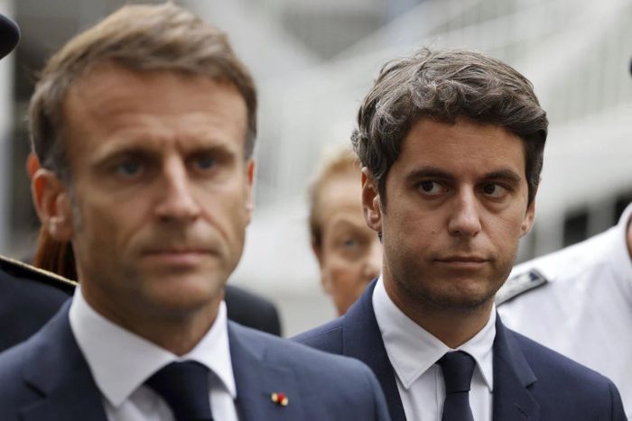 Tổng thống Pháp Macron và tân Thủ tướng Gabriel Attal. Nguồn: AP.