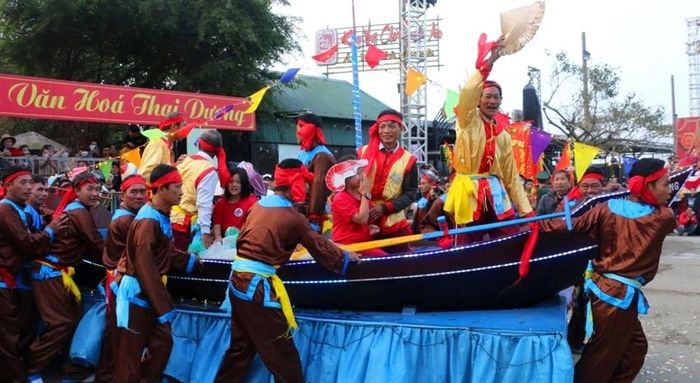 Lễ hội cầu ngư, nét đẹp văn hóa truyền thống của cư dân vùng sông nước tỉnh Thừa Thiên Huế