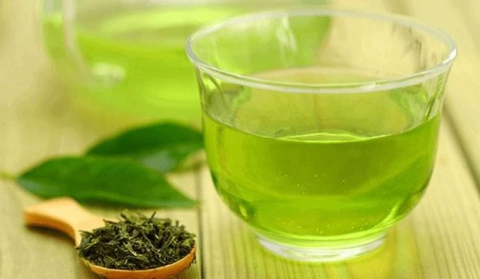 Trà xanh là một phần quan trọng trong ngày của những người sống thọ, chúng sẽ làm giảm stress oxy hóa.
