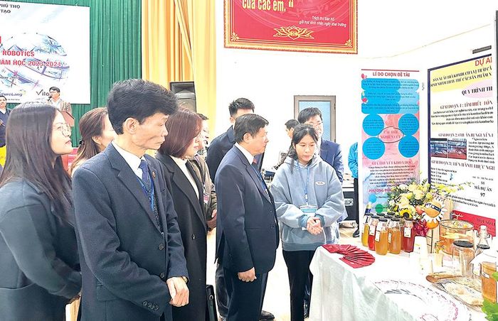 Cuộc thi Khoa học kỹ thuật dành cho học sinh trung học do Sở Giáo dục và Đào tạo tổ chức thu hút nhiều đề tài, dự án tham gia mang tính ứng dụng thực tiễn cao.