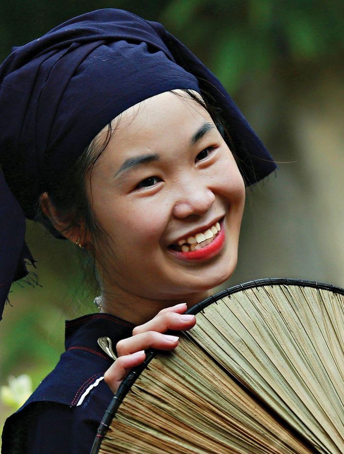 Em là thiếu nữ Sán Chay.
