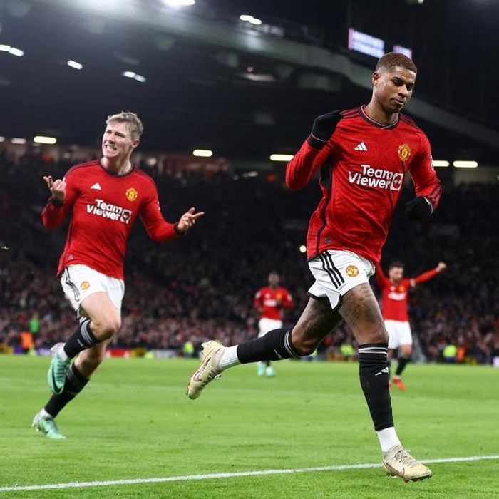 Rashford ghi bàn giúp MU vượt lên dẫn trước 2-1