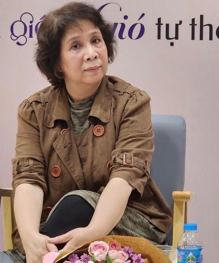 Tác giả Lê Minh Hà